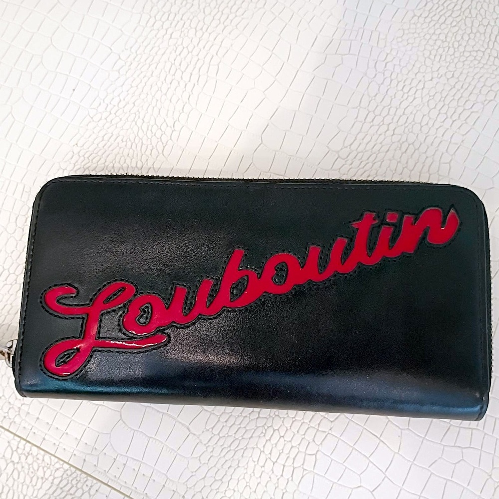 Rare Christian Louboutin Panettone Black Calfskin Zippy/Red “Louboutin" Cursive